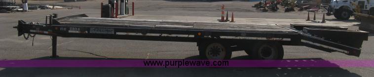 image for item E7943 2000 Felling FT32 equipment trailer