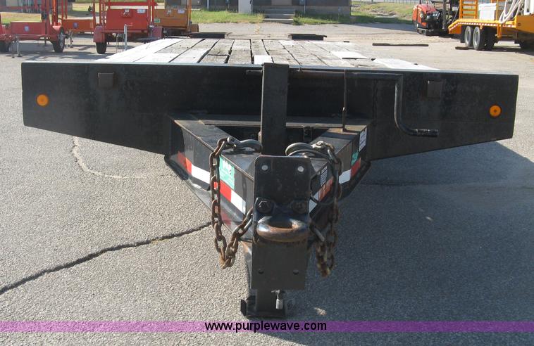 image for item E7943 2000 Felling FT32 equipment trailer