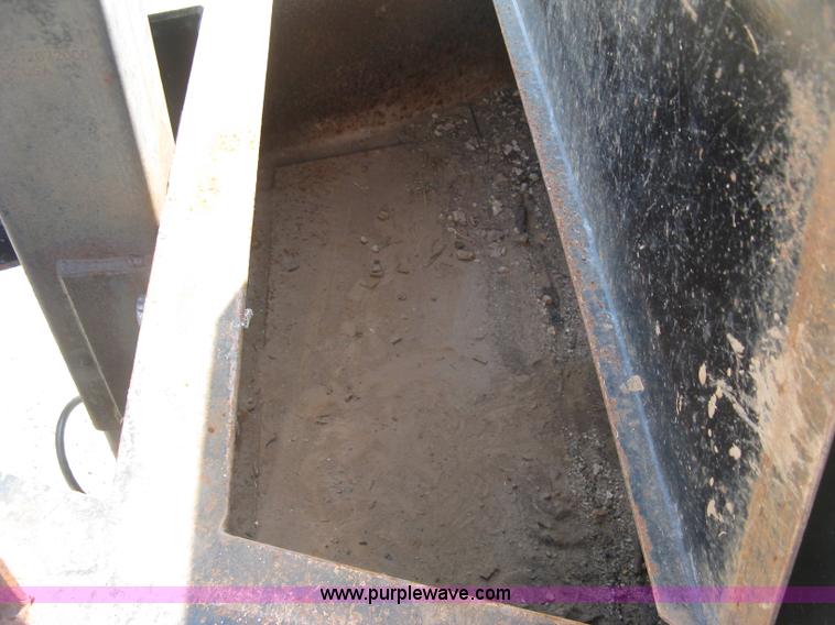 image for item E7943 2000 Felling FT32 equipment trailer