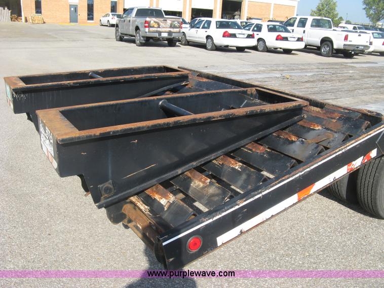 image for item E7943 2000 Felling FT32 equipment trailer