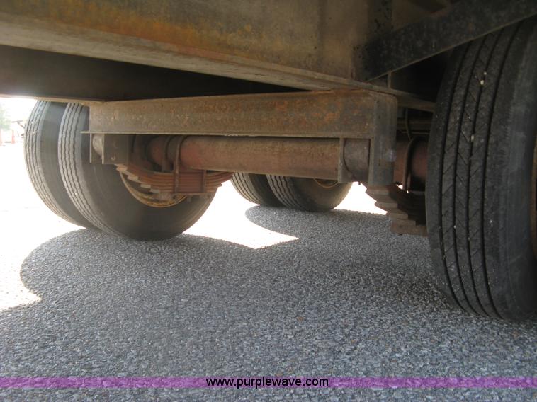 image for item E7943 2000 Felling FT32 equipment trailer