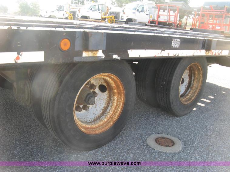 image for item E7943 2000 Felling FT32 equipment trailer