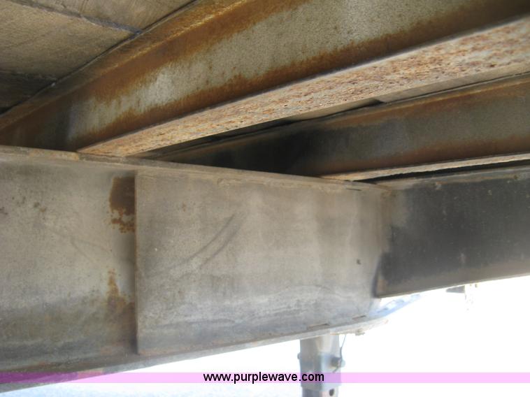 image for item E7943 2000 Felling FT32 equipment trailer