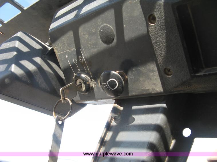 image for item E7944 1996 Case 1845C skid steer