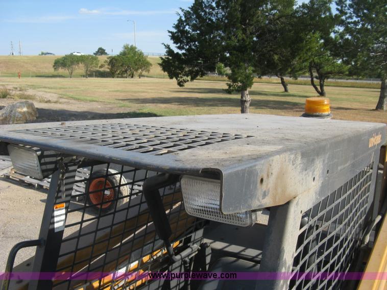 image for item E7944 1996 Case 1845C skid steer