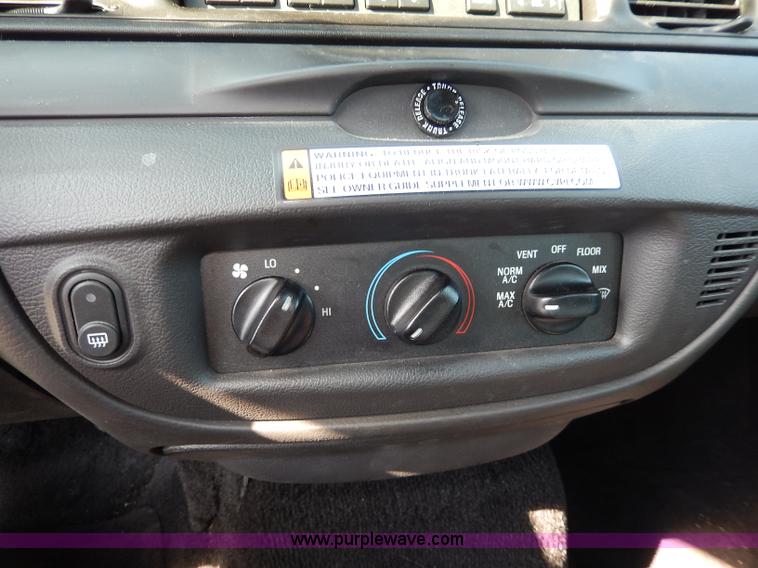 image for item H9746 2010 Ford Crown Victoria Police Interceptor