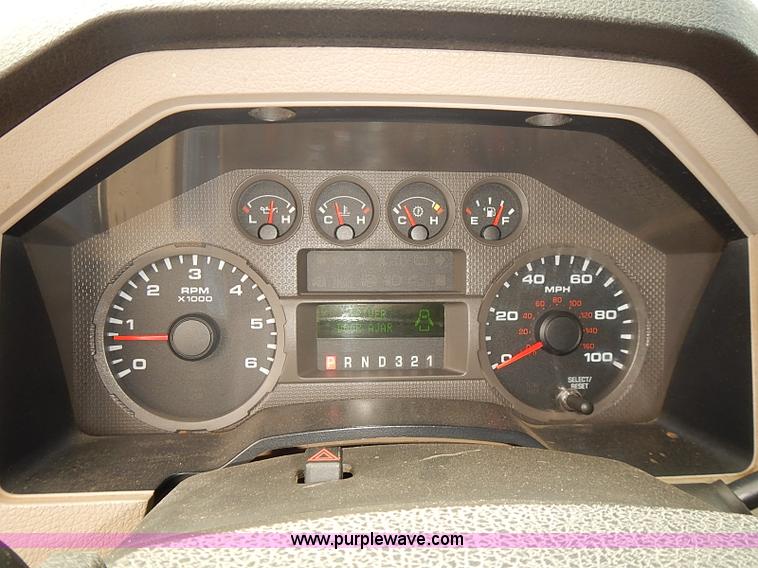 image for item I5485 2008 Ford F250 Super Duty XLT Crew Cab pickup truck