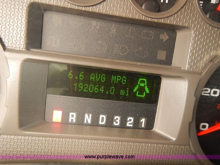 image for item I5485 2008 Ford F250 Super Duty XLT Crew Cab pickup truck