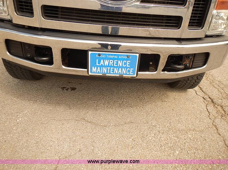 image for item I5485 2008 Ford F250 Super Duty XLT Crew Cab pickup truck