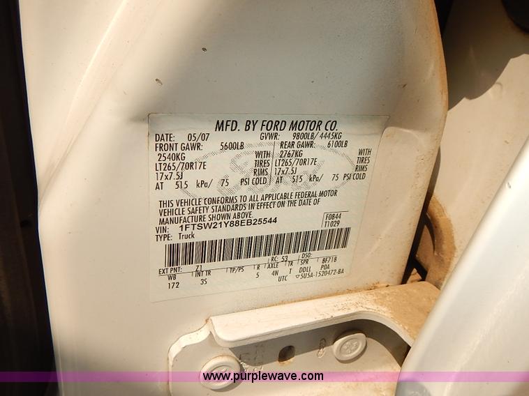 image for item I5485 2008 Ford F250 Super Duty XLT Crew Cab pickup truck