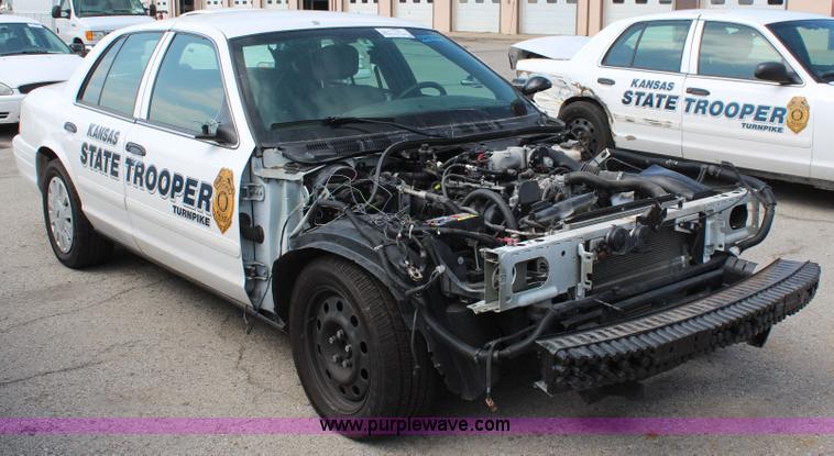 image for item I5767 2008 Ford Crown Victoria Police Interceptor