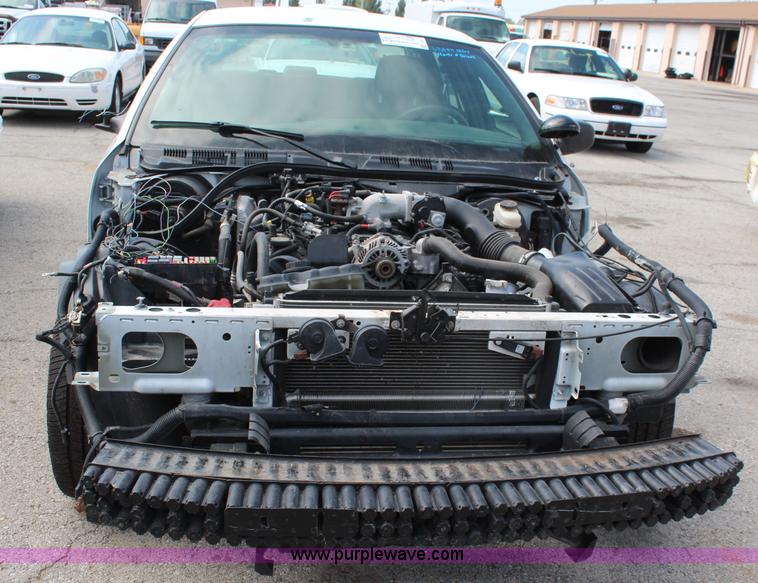 image for item I5767 2008 Ford Crown Victoria Police Interceptor