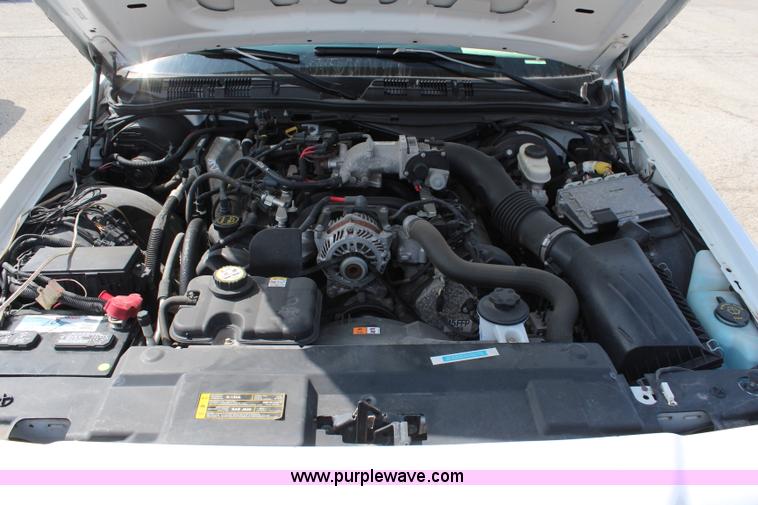 image for item I5776 2008 Ford Crown Victoria Police Interceptor