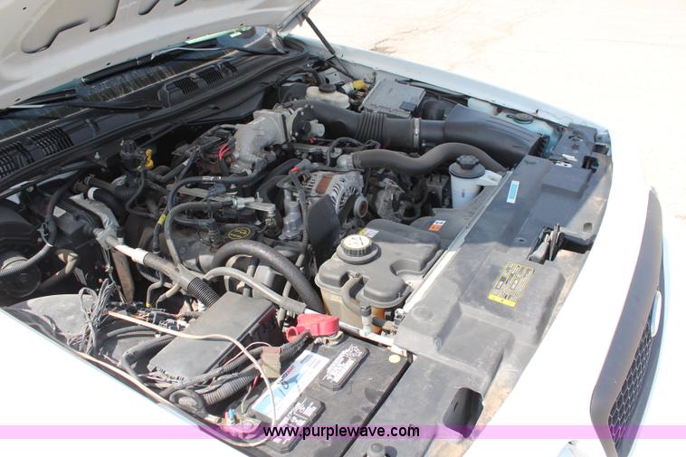 image for item I5776 2008 Ford Crown Victoria Police Interceptor