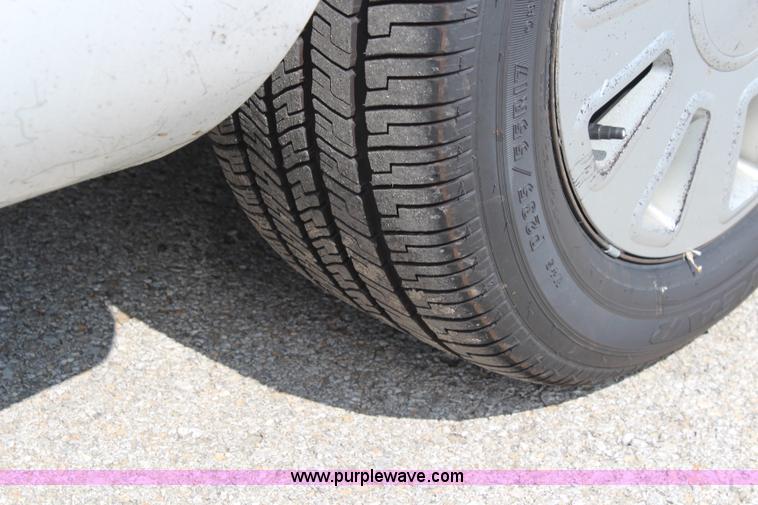 image for item I5776 2008 Ford Crown Victoria Police Interceptor