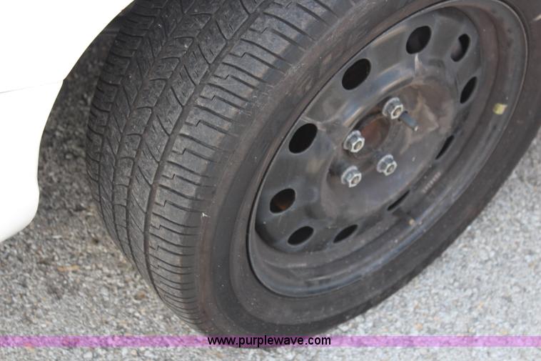 image for item I5777 2011 Ford Crown Victoria Police Interceptor