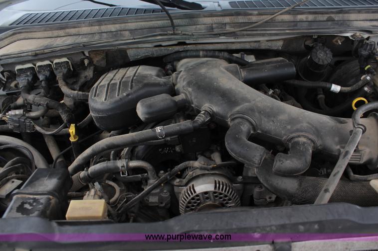 image for item I5822 2008 Ford F250 Super Duty XLT Crew Cab pickup truck