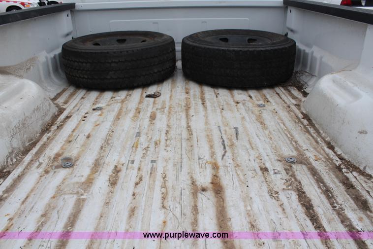 image for item I5822 2008 Ford F250 Super Duty XLT Crew Cab pickup truck