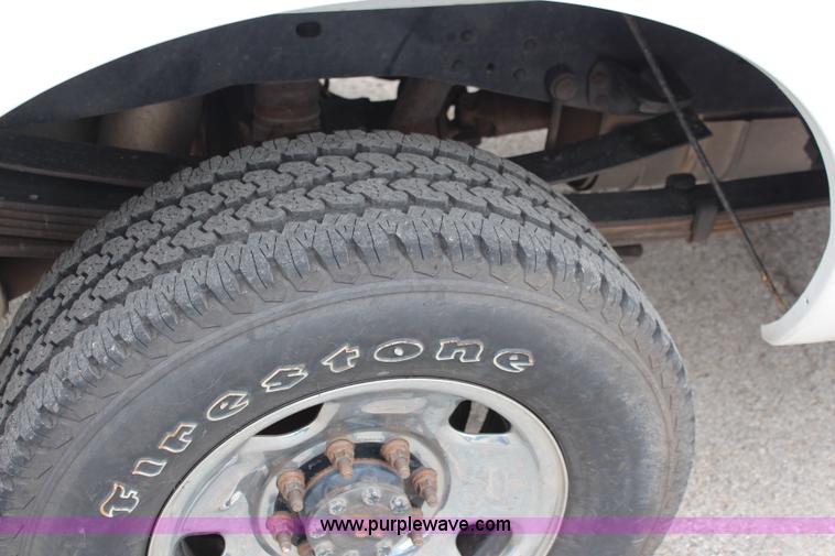 image for item I5822 2008 Ford F250 Super Duty XLT Crew Cab pickup truck