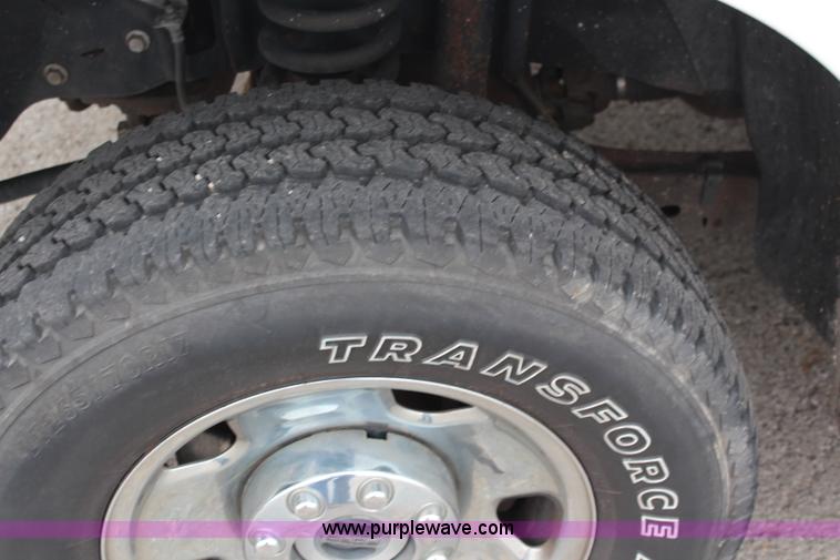 image for item I5822 2008 Ford F250 Super Duty XLT Crew Cab pickup truck