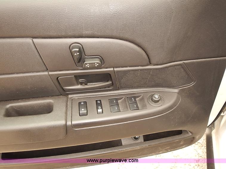 image for item J3113 2011 Ford Crown Victoria Police Interceptor