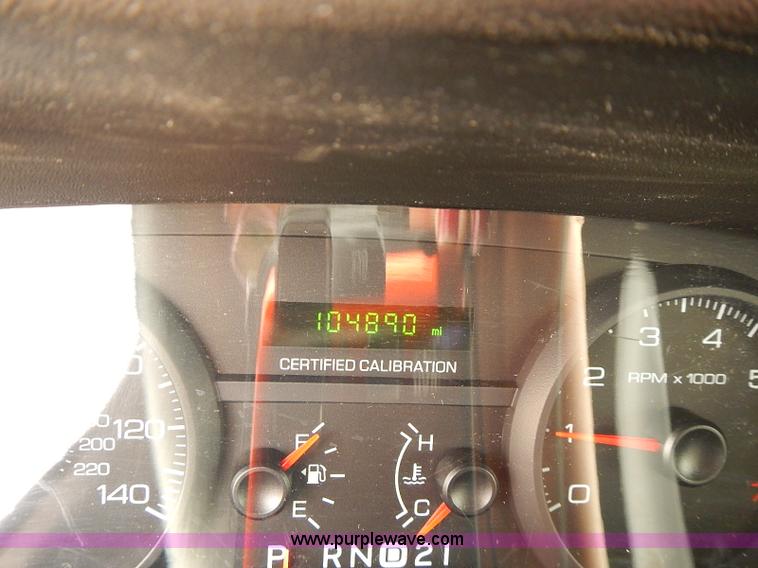 image for item J3113 2011 Ford Crown Victoria Police Interceptor