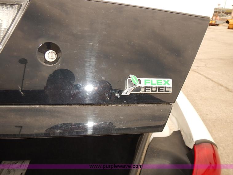 image for item J3113 2011 Ford Crown Victoria Police Interceptor