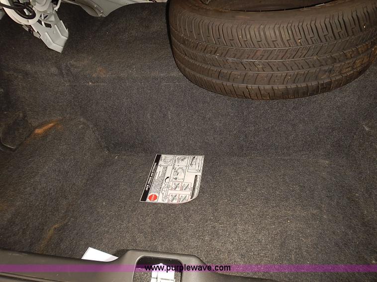 image for item J3113 2011 Ford Crown Victoria Police Interceptor