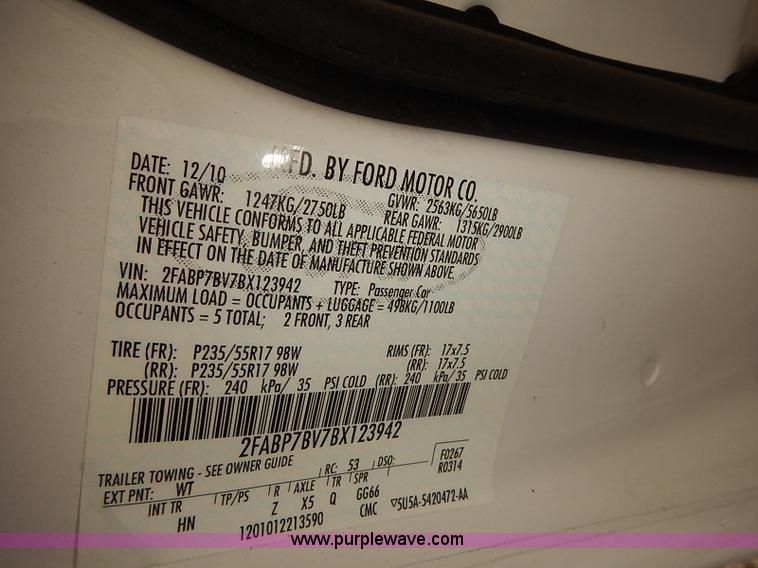 image for item J3113 2011 Ford Crown Victoria Police Interceptor