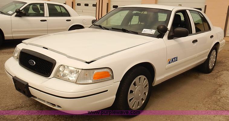 image for item J3114 2008 Ford Crown Victoria Police Interceptor