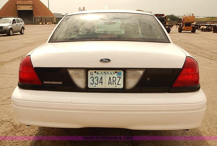 image for item J3114 2008 Ford Crown Victoria Police Interceptor