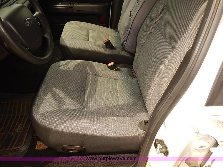 image for item J3114 2008 Ford Crown Victoria Police Interceptor