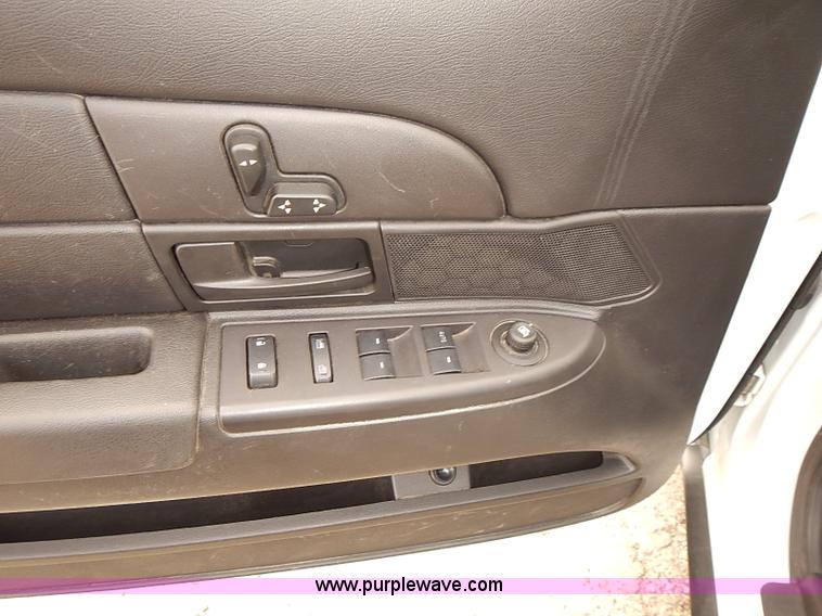 image for item J3115 2011 Ford Crown Victoria Police Interceptor