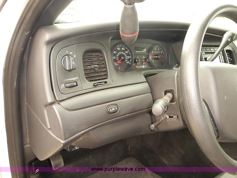 image for item J3115 2011 Ford Crown Victoria Police Interceptor