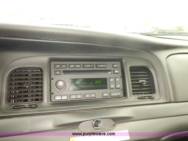 image for item J3115 2011 Ford Crown Victoria Police Interceptor