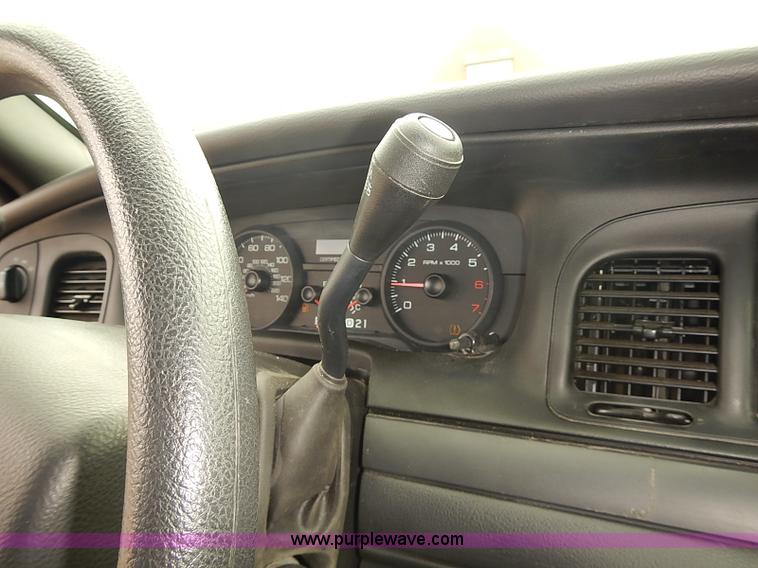 image for item J3115 2011 Ford Crown Victoria Police Interceptor