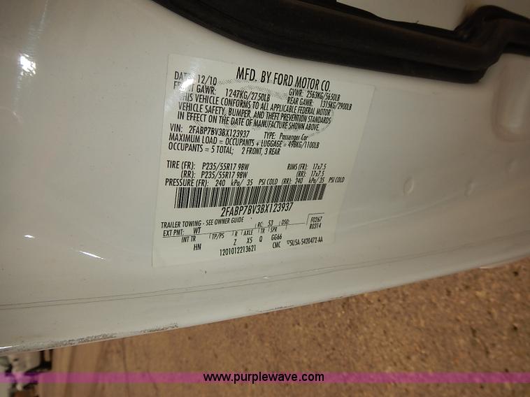 image for item J3115 2011 Ford Crown Victoria Police Interceptor