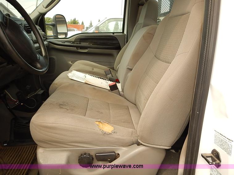 image for item J3117 2007 Ford F450 Super Duty XL bucket truck