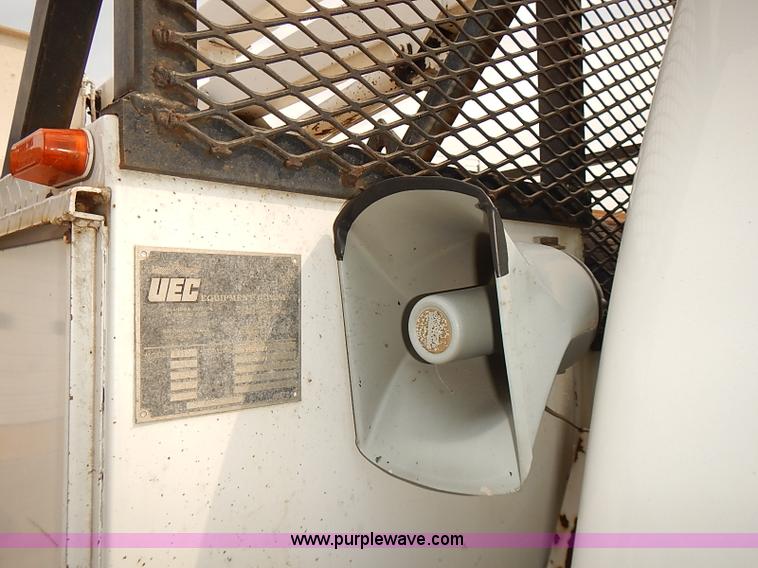 image for item J3117 2007 Ford F450 Super Duty XL bucket truck