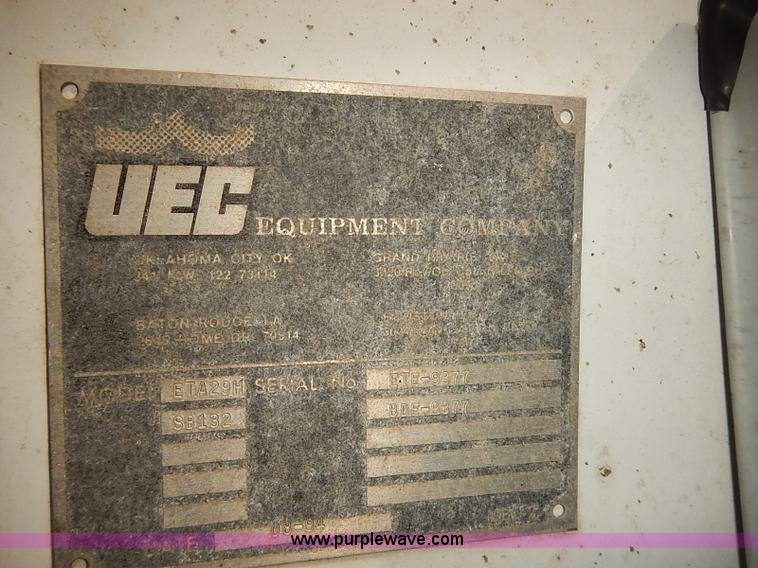 image for item J3117 2007 Ford F450 Super Duty XL bucket truck