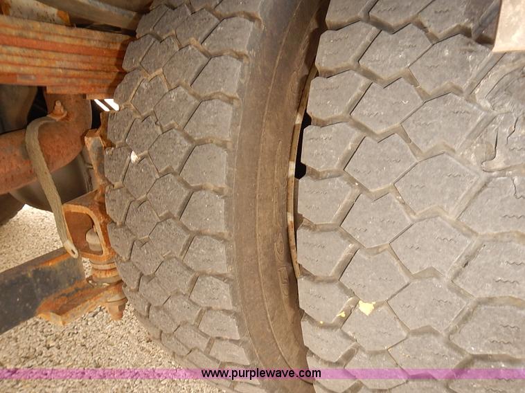 image for item J3117 2007 Ford F450 Super Duty XL bucket truck