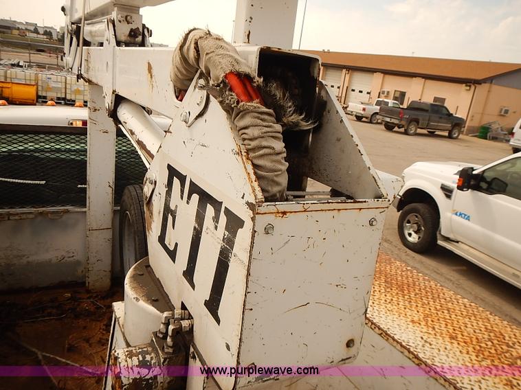 image for item J3117 2007 Ford F450 Super Duty XL bucket truck