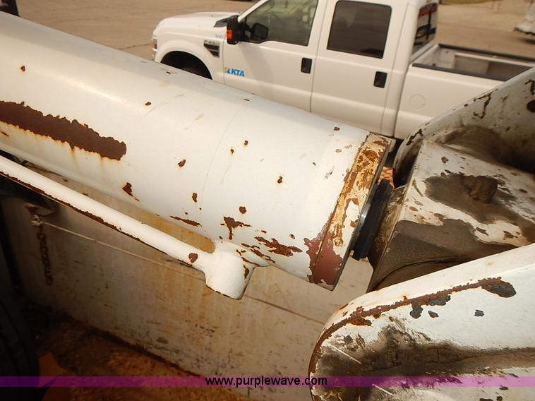 image for item J3117 2007 Ford F450 Super Duty XL bucket truck