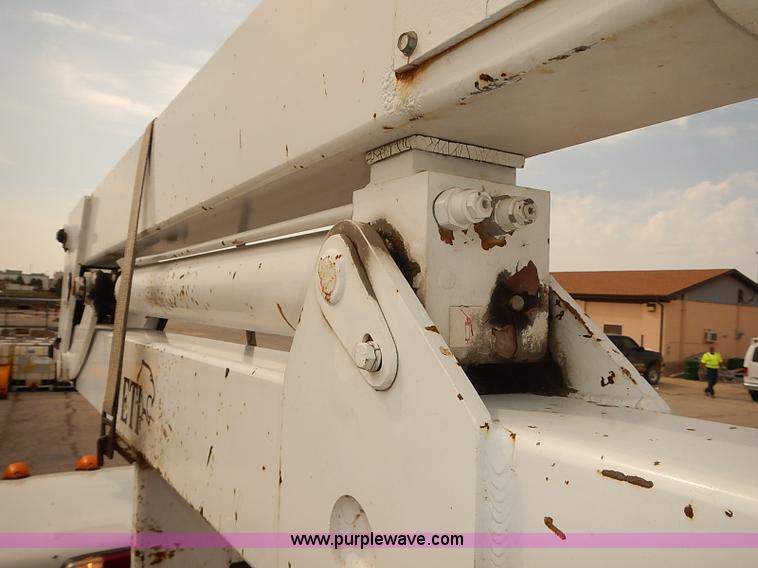 image for item J3117 2007 Ford F450 Super Duty XL bucket truck