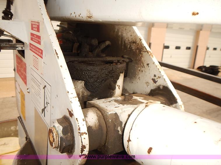 image for item J3117 2007 Ford F450 Super Duty XL bucket truck