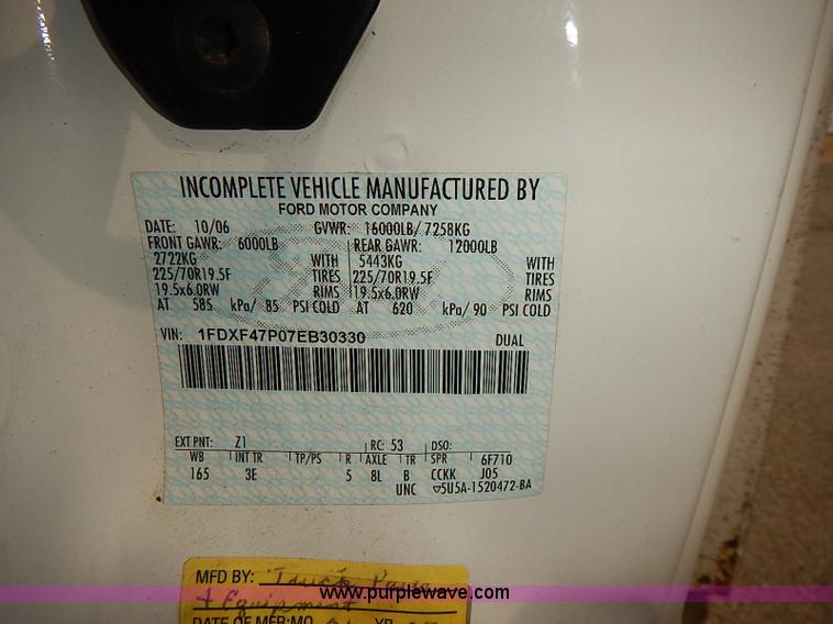 image for item J3117 2007 Ford F450 Super Duty XL bucket truck