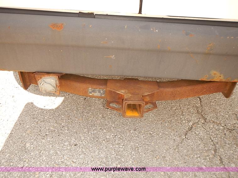 image for item J3118 2003 Ford E150 van