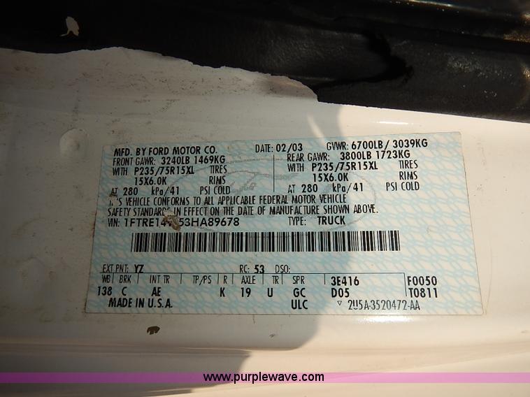 image for item J3118 2003 Ford E150 van