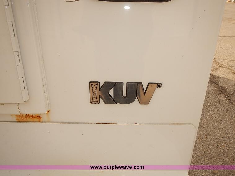 image for item J3119 2007 Ford E350 Super Duty van