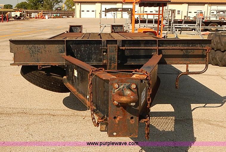 image for item J3120 1991 Holden flatbed trailer